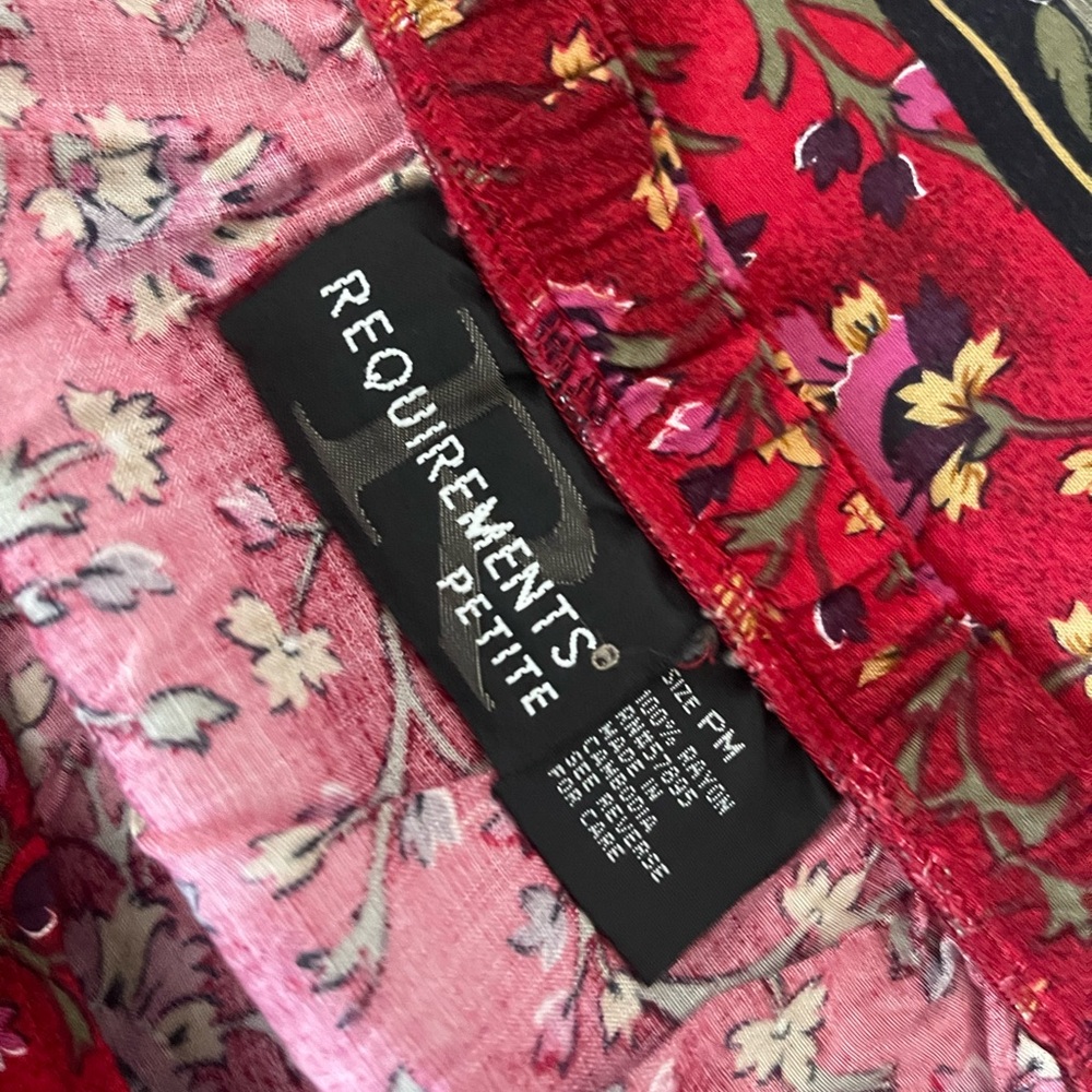Requirements petite vintage Floral Skirt SZ Pm - Picture 4 of 5